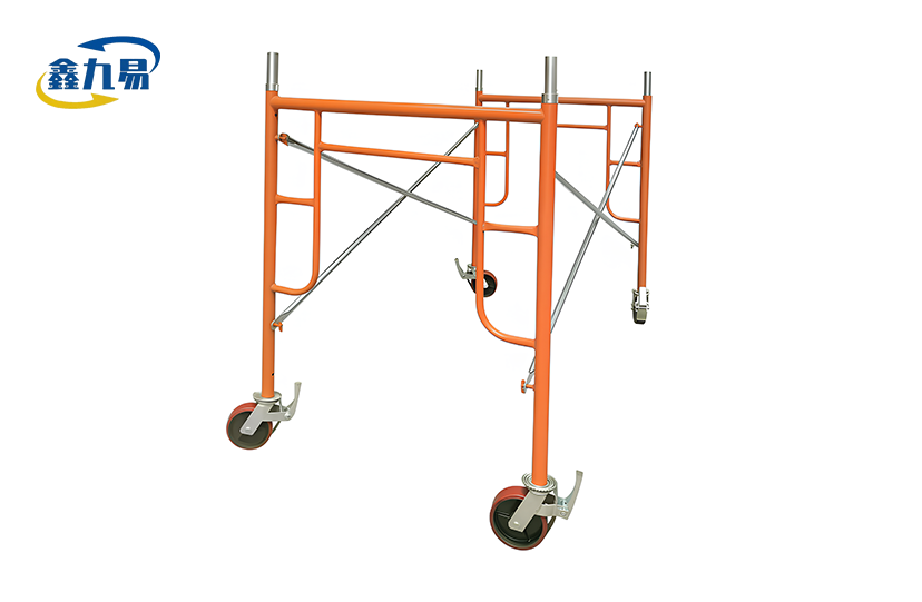 Wide Walk-Through Scaffolding